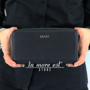 Wallet Liu Jo It's Me Black Advertising 2018