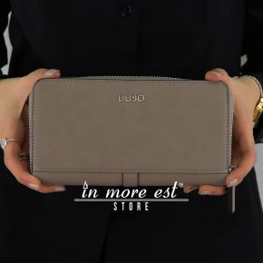 Wallet Liu Jo It's Me, Grey Advertising, 2018