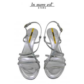 FLAT SANDAL SILVER LEATHER AND SILVER GLITTER