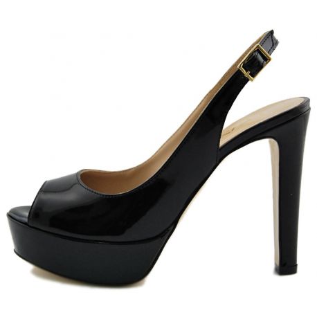 SANDAL WITH HEEL PATENT BLACK