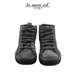 DE ALTA-TOP SNEAKERS DE PIEL DE BECERRO LAM DE PLATA DE LA PARTE INFERIOR DE CAUCHO NEGRO