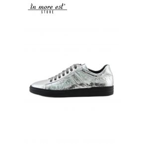 SNEAKERS BASSA PELLE LAMINATA ARGENTO