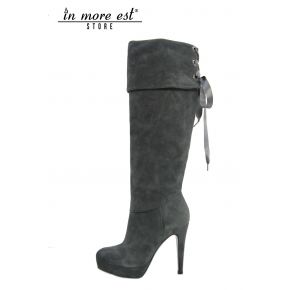 BOOT HIGH PLATEAU HIGH UPPER BOW SATIN BEHIND GREY SUEDE