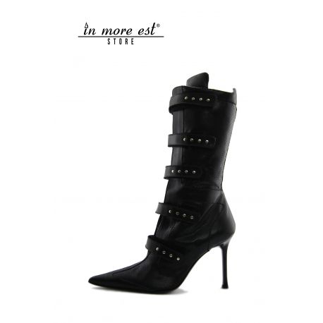 HIGH BOOT BLACK POINTED LEATHER MICROTRAFORATA LEG AND MIDDLE BUCKLES TO THE STRAP ALL OVER THE LEG STUDS, METAL SILVER BUCKLES