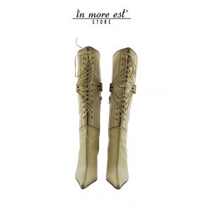 BOOT HIGH TOE CREAM CALF HIGH UPPER ALLAC LEG AND ZIP INTERNAFIBBIA TO THE LACES ON THE LEG AND METAL FRAME