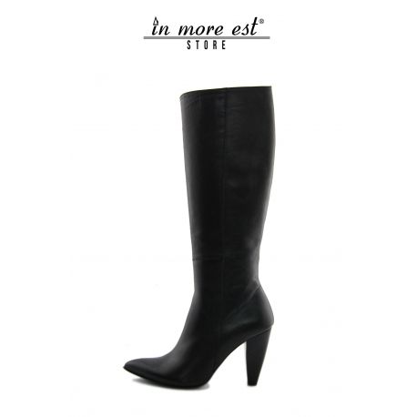 THE BOOT MEDIUM TOE BLACK CALF HIGH UPPER