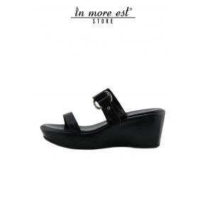 WEDGE LOW LEATHER BLACK BUCKLE SILVER