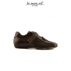 LACED LOW FABRIC-BROWN WITH A CREST PACIOTTI DETAILS PLLE BROWN STRAP SIDE