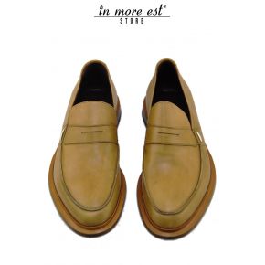 MOCASSINO ELEGANTE BEIGE FONDO CUOIO PLAC METAL ARG LOGO AQUILA AG