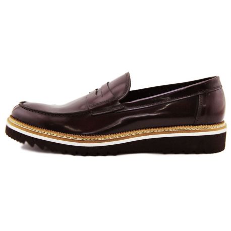 MOCCASIN ELEGANT BORDEAUX POLISHED THE BOTTOM OF CREPE RUBBER, WHITE