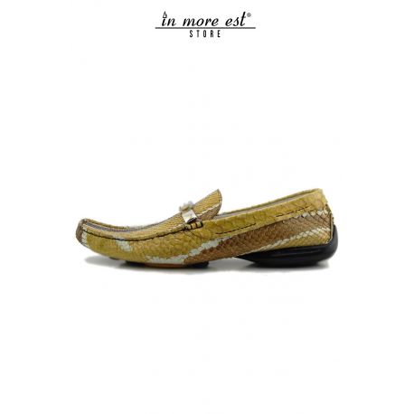 MOCASSIN PYTHON BEIGE-BRUN À GRAIN PLACC MÉTAL ARGENTÉ LOGO DES GARDIENS