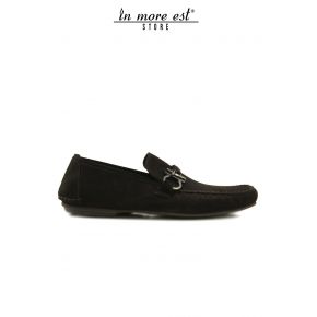 MOCASSIN EN DAIM MARRON MORSURE DU MÉTAL BRUNI LOGO DE L'ÉPÉE