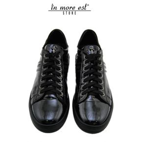 SNEAKERS BASSA NERA LUCIDA FONDO GOMMA PLACHETTA PACIOTTI ARGENTO