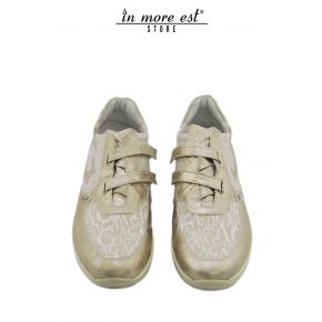 SNEAKERS BASSA BEIGE TESSUTO LOGATO AG PELLE LAMIN FIBBIA STRAP