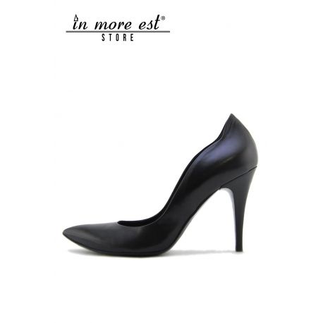 DECOLLETE' MEDIUM TIP BLACK CALF