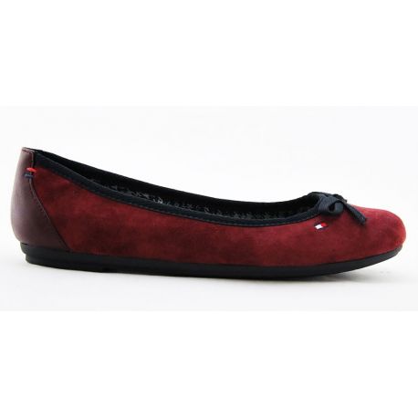 BALLERINA BOW SUEDE BURGUNDY BLACK BORDER