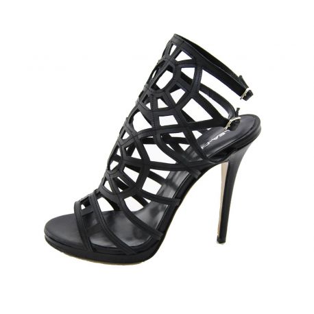 Black sandal with heel Lea Gu in perforated leather