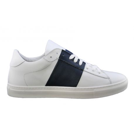 Baskets basses bleu et blanc Lea Gu dans la peau