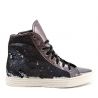 Sneaker in pelle con dettagli paillettes