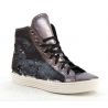 Sneaker in pelle con dettagli paillettes