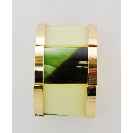Bracelet on elastic band colour green and gold-coloured metal