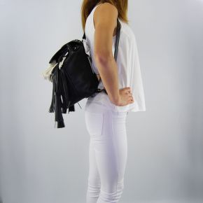 Rucksack handtasche von Patrizia Pepe mit fransen black off white