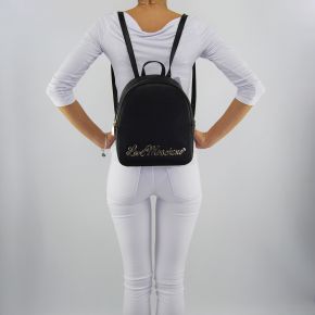 Mochila de Love Moschino con las palabras "oro negro"