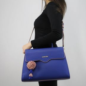 Bolsa de compras de Love Moschino azul con pompones de color rosa JC4082PP15LJ0750