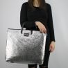 Le sac de la marque Love Moschino blanc avec chaîne en or JC4350PP05K70100