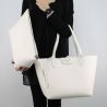 Bolsa de compras reversible Patrizia Pepe blanco y beige 2V5452 AV63