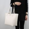 Bolsa de compras reversible Patrizia Pepe blanco y beige 2V5452 AV63