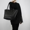 Bolsa de compras reversible Patrizia Pepe negro con postes de madera y perlas 2V7193 A2XM