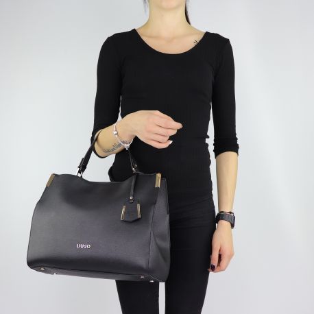 Borsa Bauletto Liu Jo poignée supérieure Île noire taille L A68002 E0087