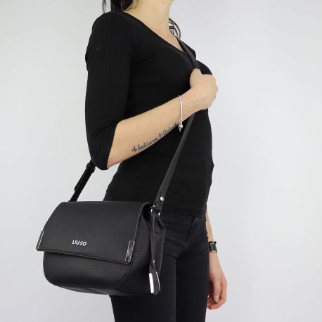 Borsa Liu Jo black shoulder bag Crossbody Island N68014 E0033